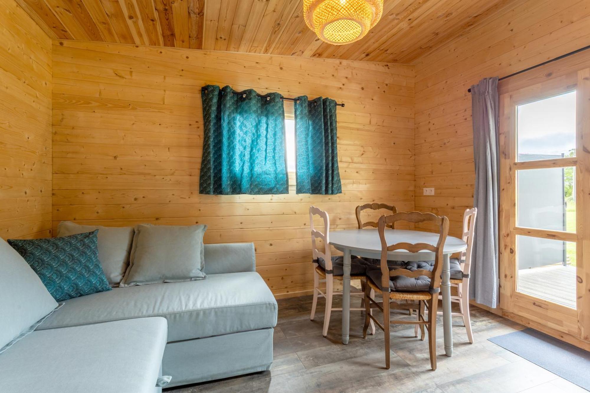 Chalet 4 Pers Landeleau 2Kms Canal Exterior photo